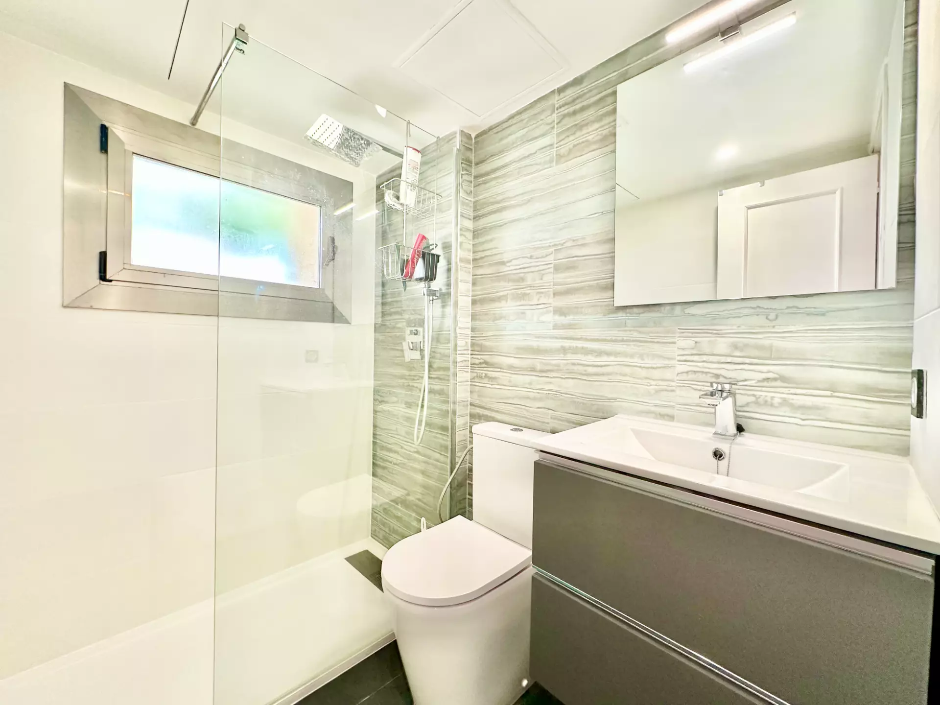 Appartement avec vue mer, piscine et parking privé en vente à Roses