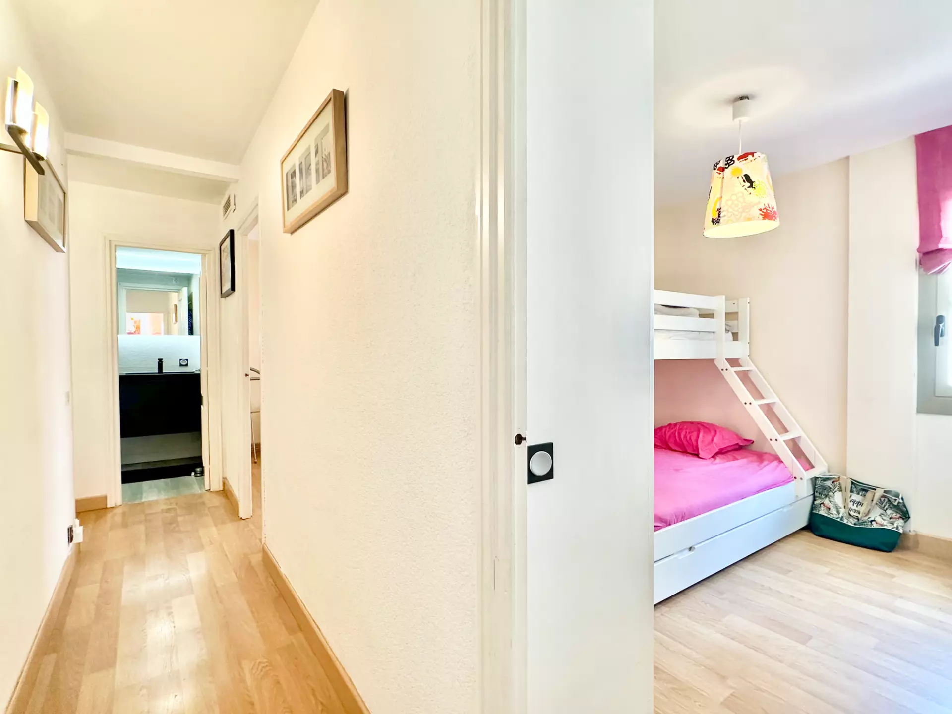 Appartement avec vue mer, piscine et parking privé en vente à Roses