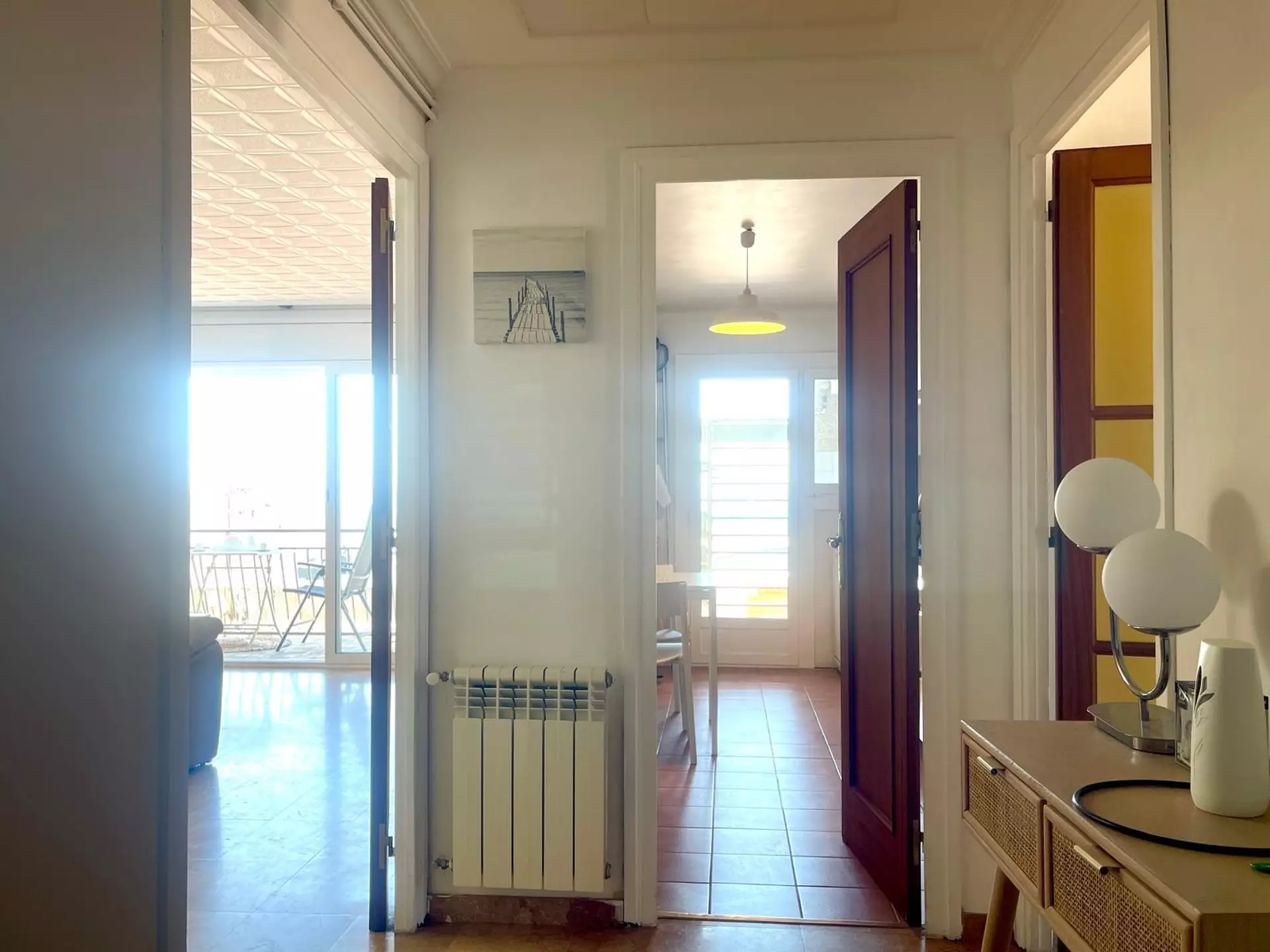 Central apartment with tourist license, sea views and garage in Roses