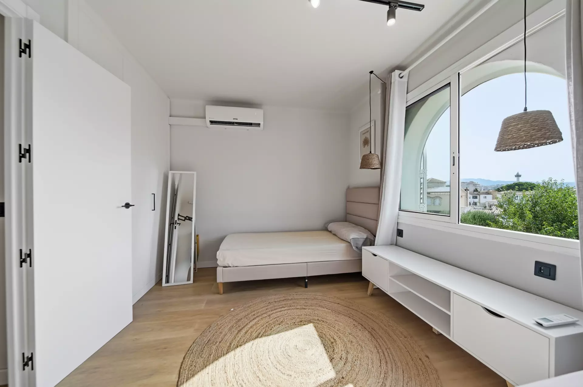 Fischerhaus mit privatem Bootsanleger in Empuriabrava