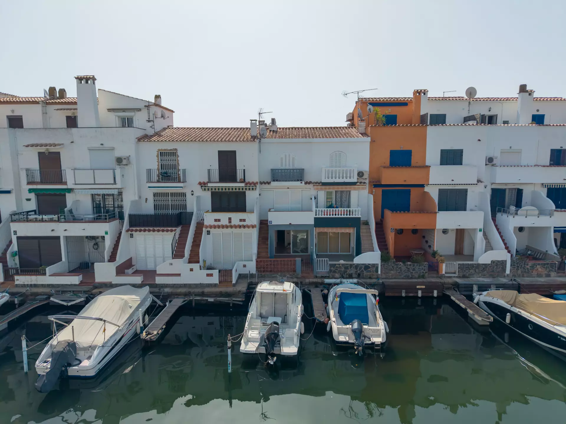 Fischerhaus mit privatem Bootsanleger in Empuriabrava