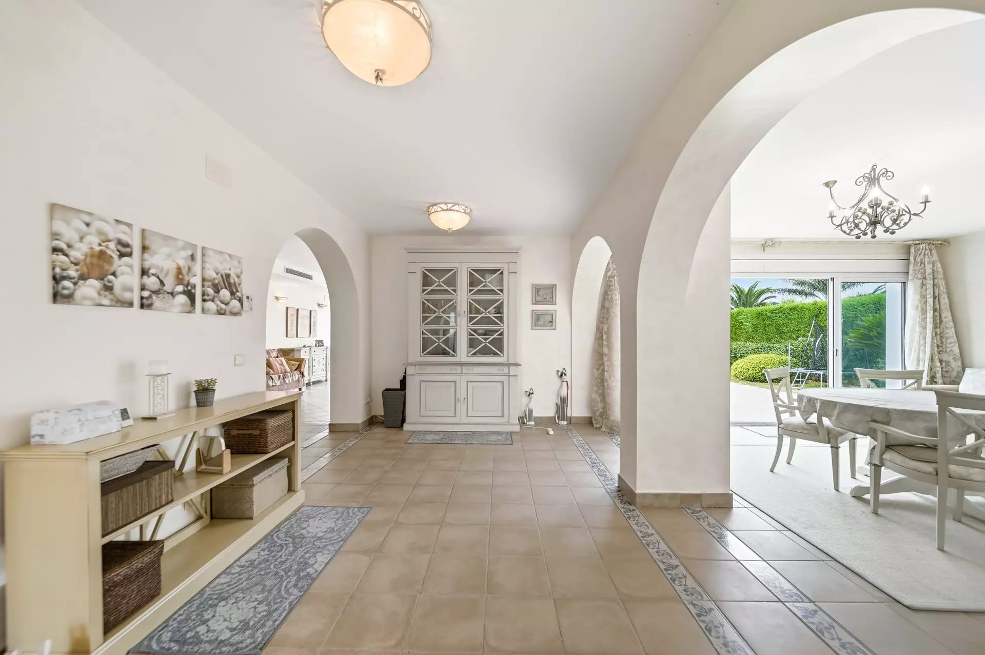 Casa amb dos amarratges i gran garatge a Empuriabrava