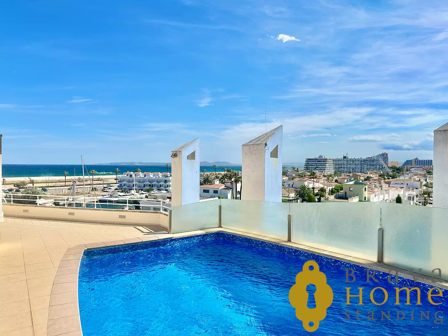 Apartamento de alto standing con parking y magníficas vistas a los canales