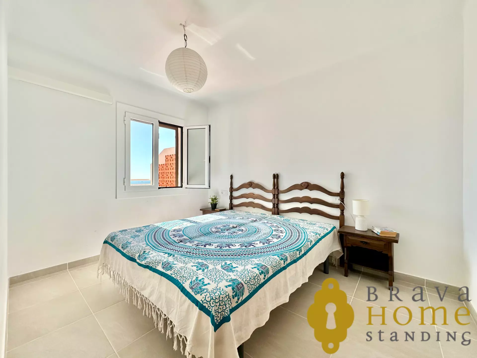 Apartament amb vistes al mar i terrassa en venda a Roses, Canyelles