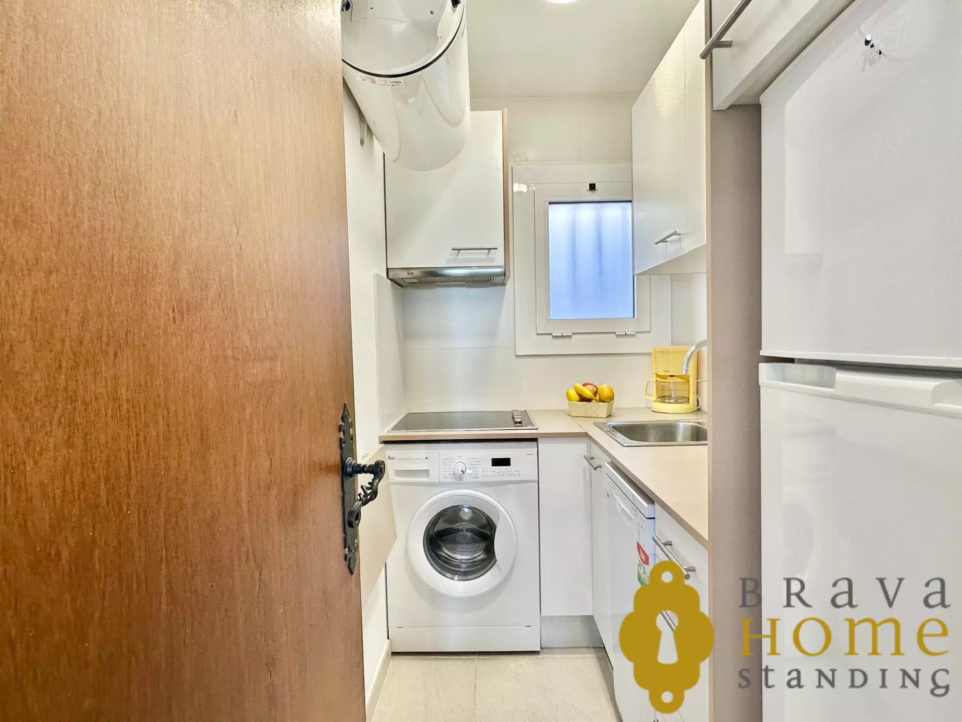 Apartament amb vistes al mar i terrassa en venda a Roses, Canyelles