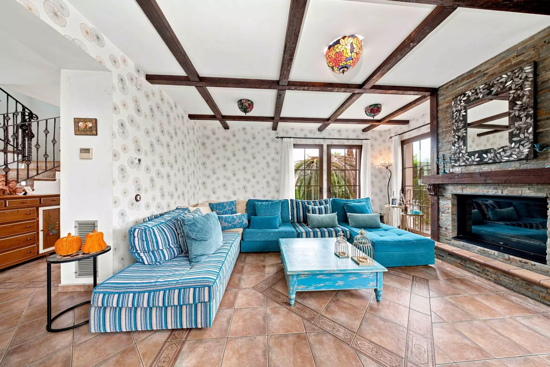 Luxury, Sea Views and High Returns: Exclusive Villa with 24 m Private Mooring
