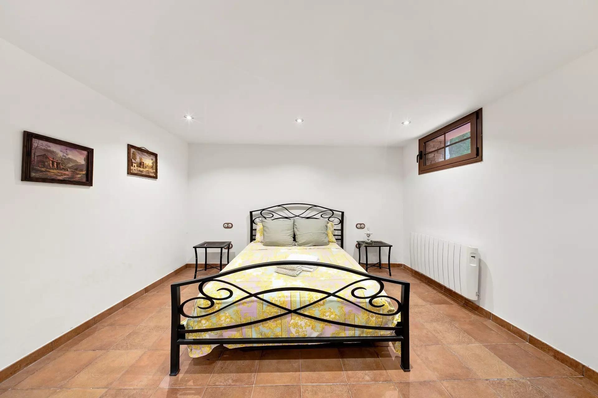 Luxury, Sea Views and High Returns: Exclusive Villa with 24 m Private Mooring