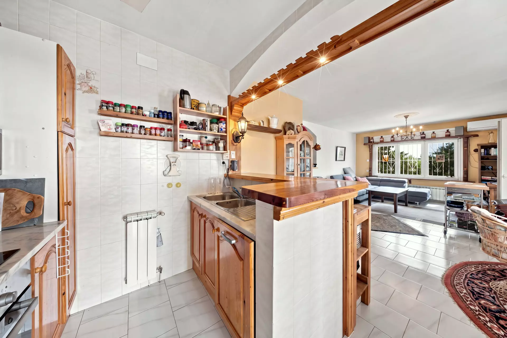 Haus mit Panoramablick in Palau-Saverdera