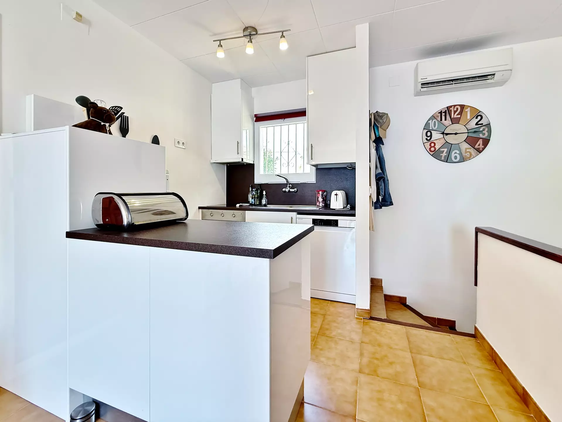 Charming Sea-View House in Canyelles Petites - Roses