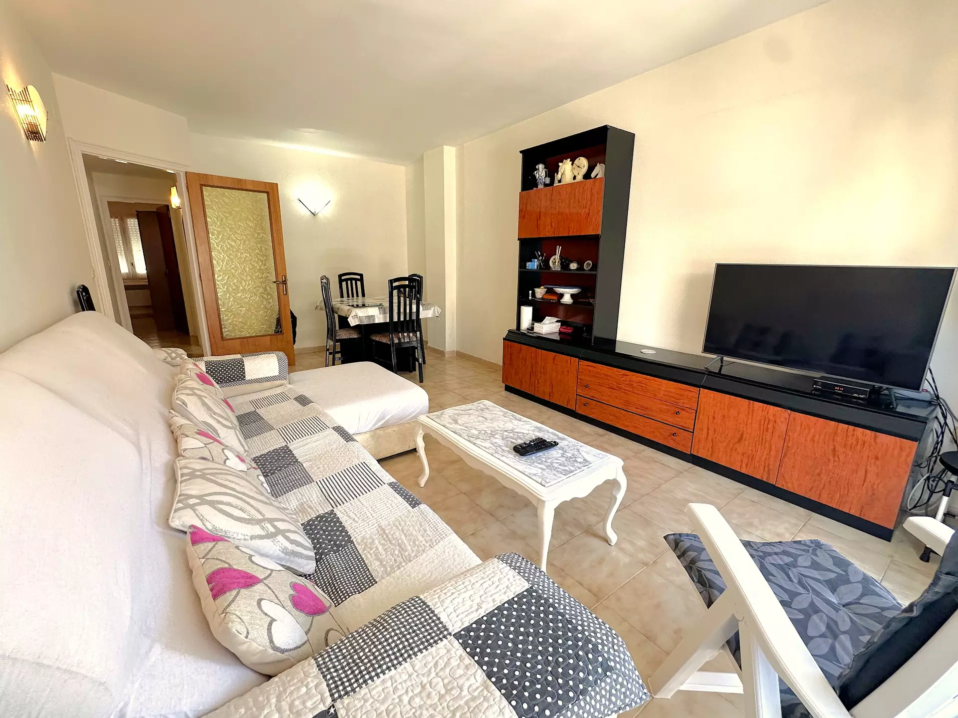 Wohnung im Zentrum von Roses mit Parkplatz, 150 m vom Strand entfernt
