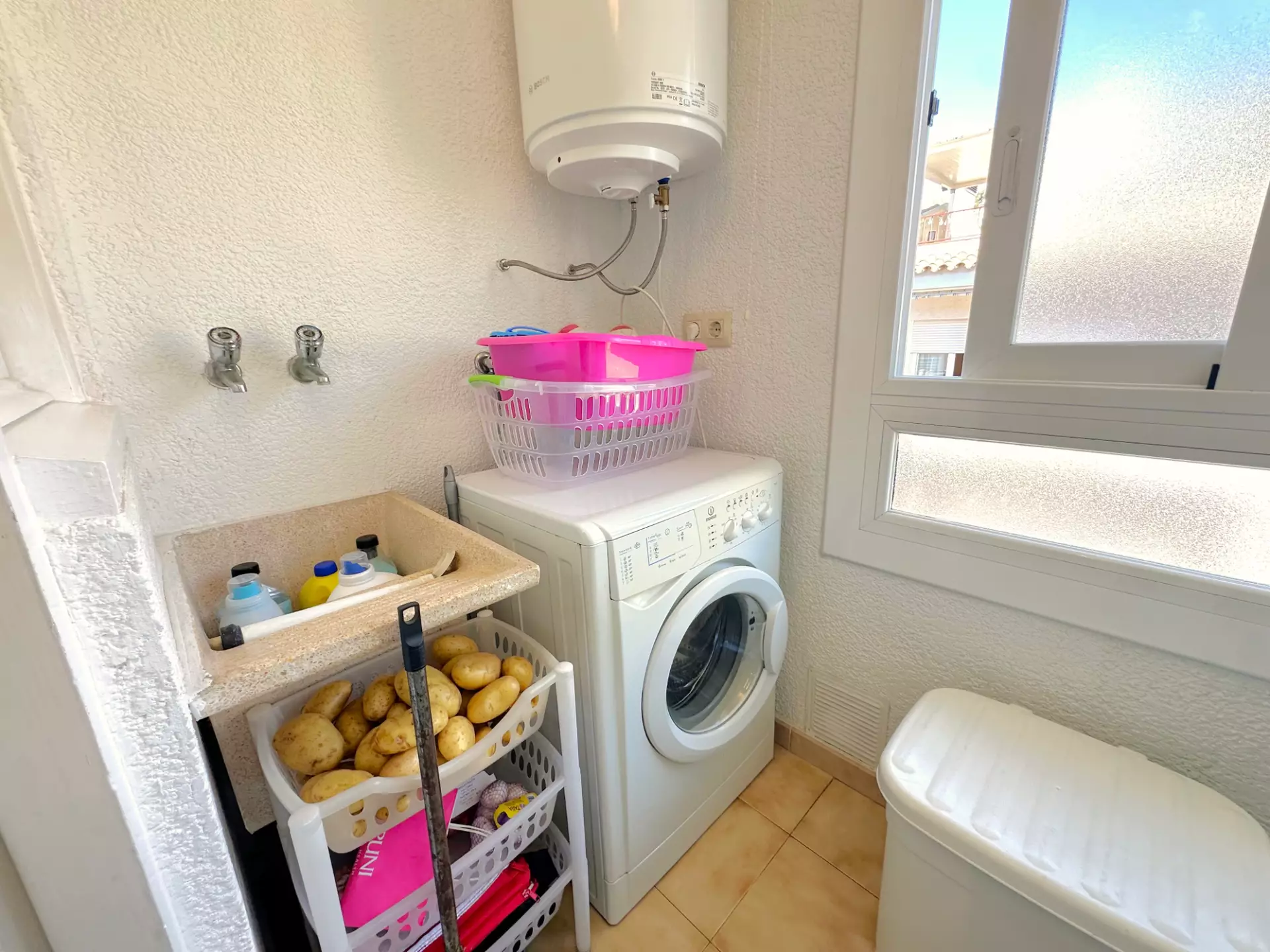 Wohnung im Zentrum von Roses mit Parkplatz, 150 m vom Strand entfernt