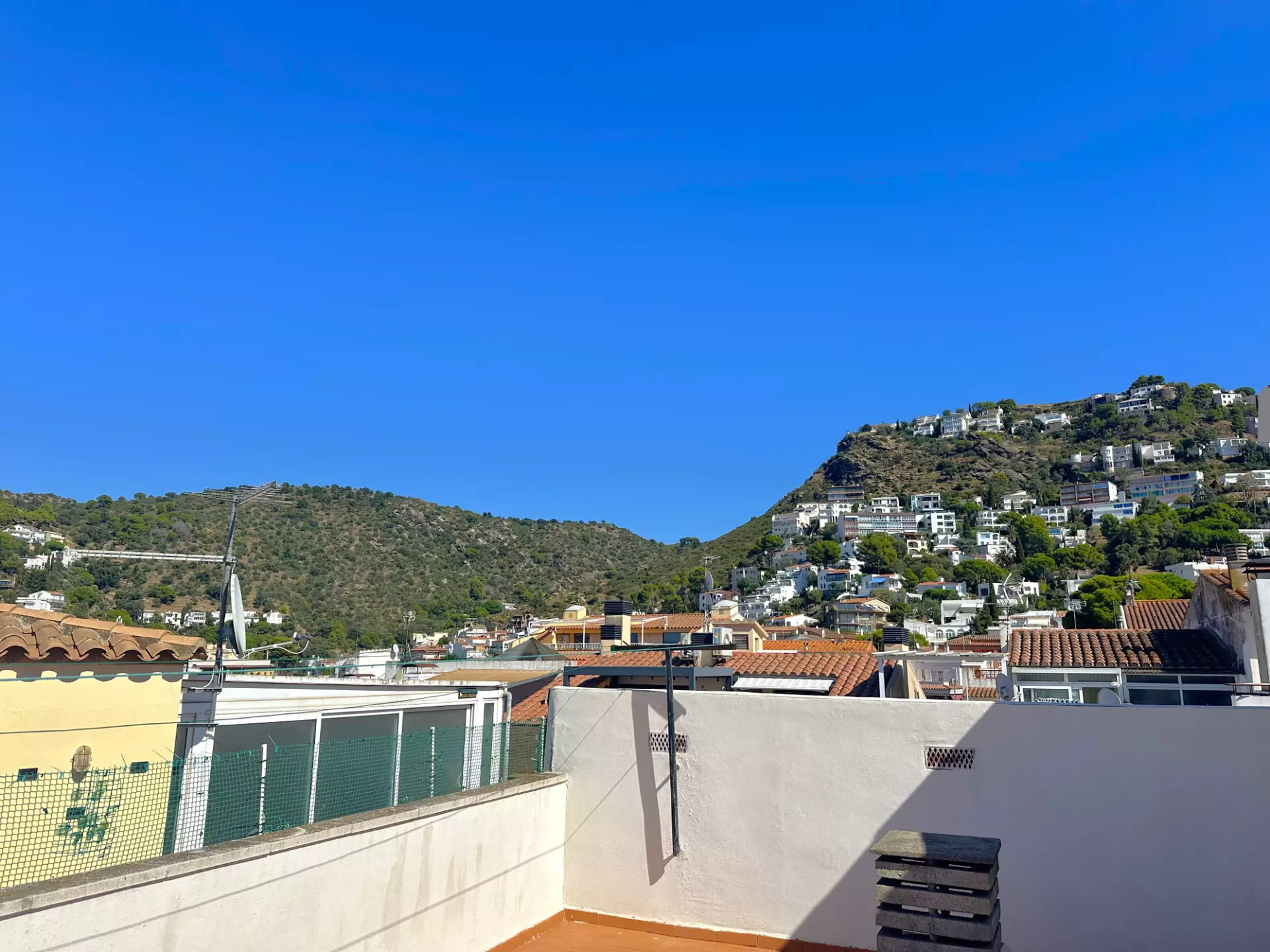 Wohnung im Zentrum von Roses mit Parkplatz, 150 m vom Strand entfernt