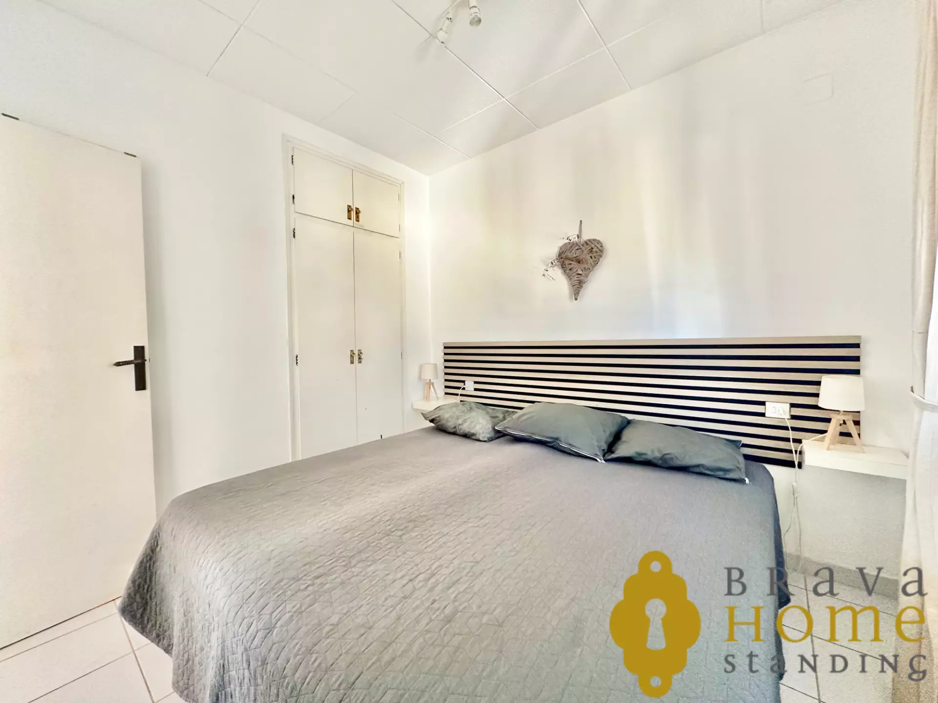 Apartament en venda amb llicencia y vistes al canal a Empuriabrava