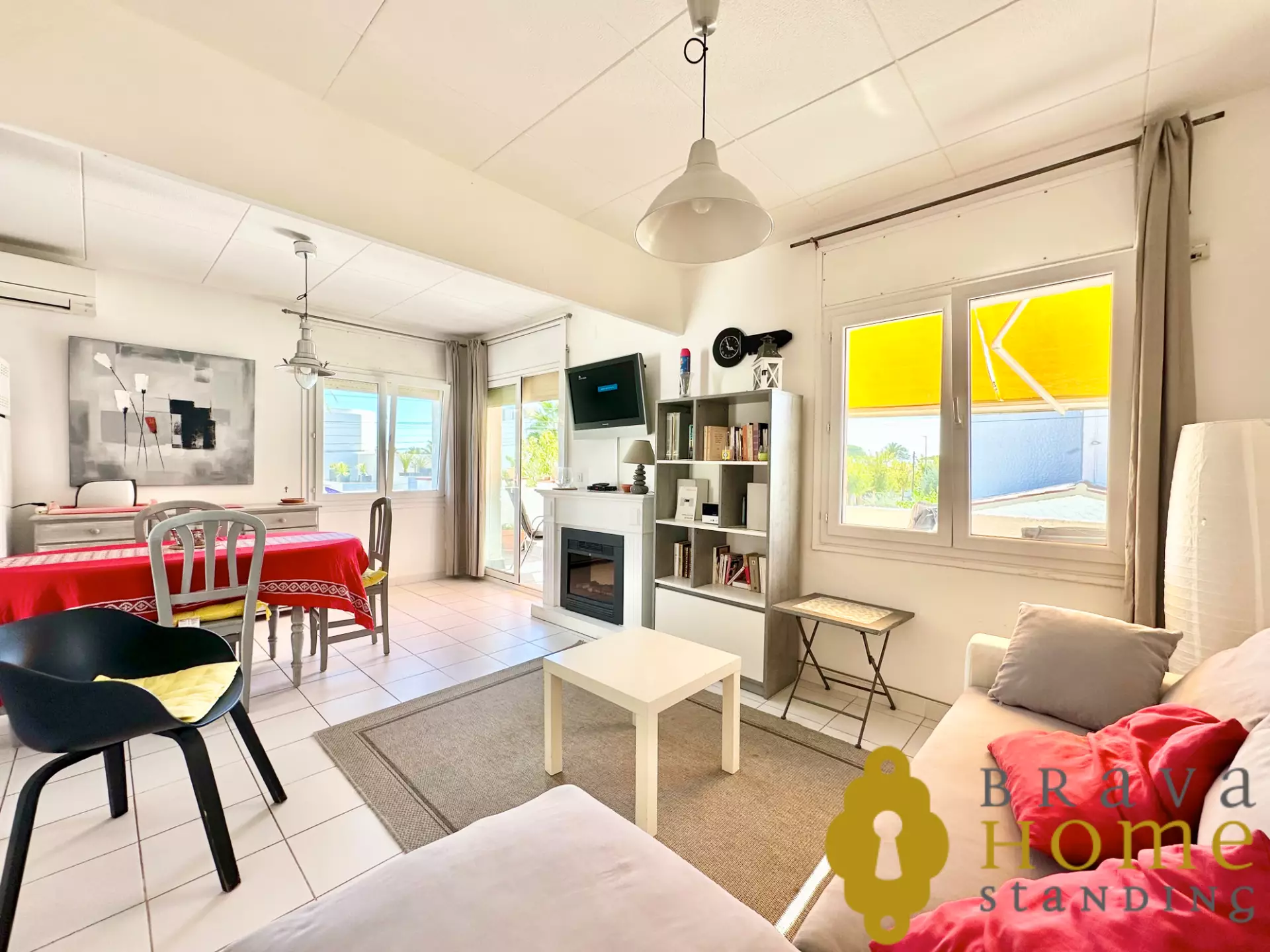 Apartament en venda amb llicencia y vistes al canal a Empuriabrava