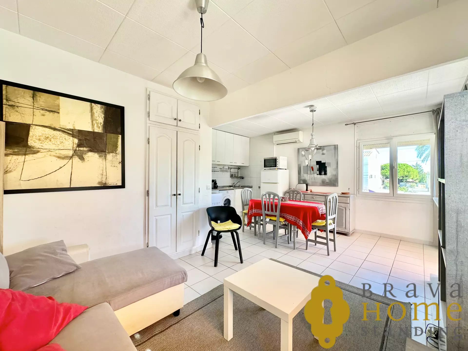 Apartament en venda amb llicencia y vistes al canal a Empuriabrava