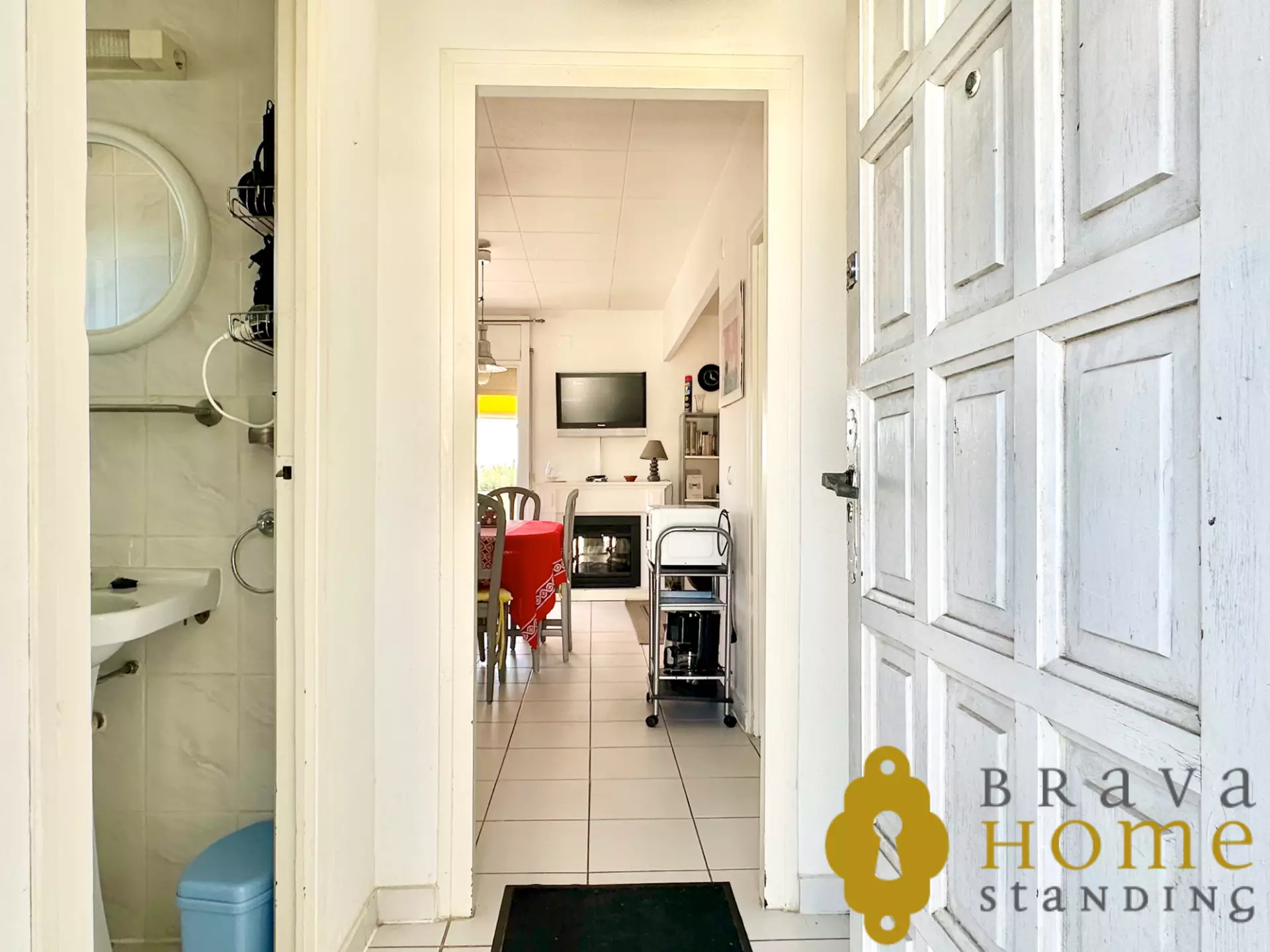Apartament en venda amb llicencia y vistes al canal a Empuriabrava