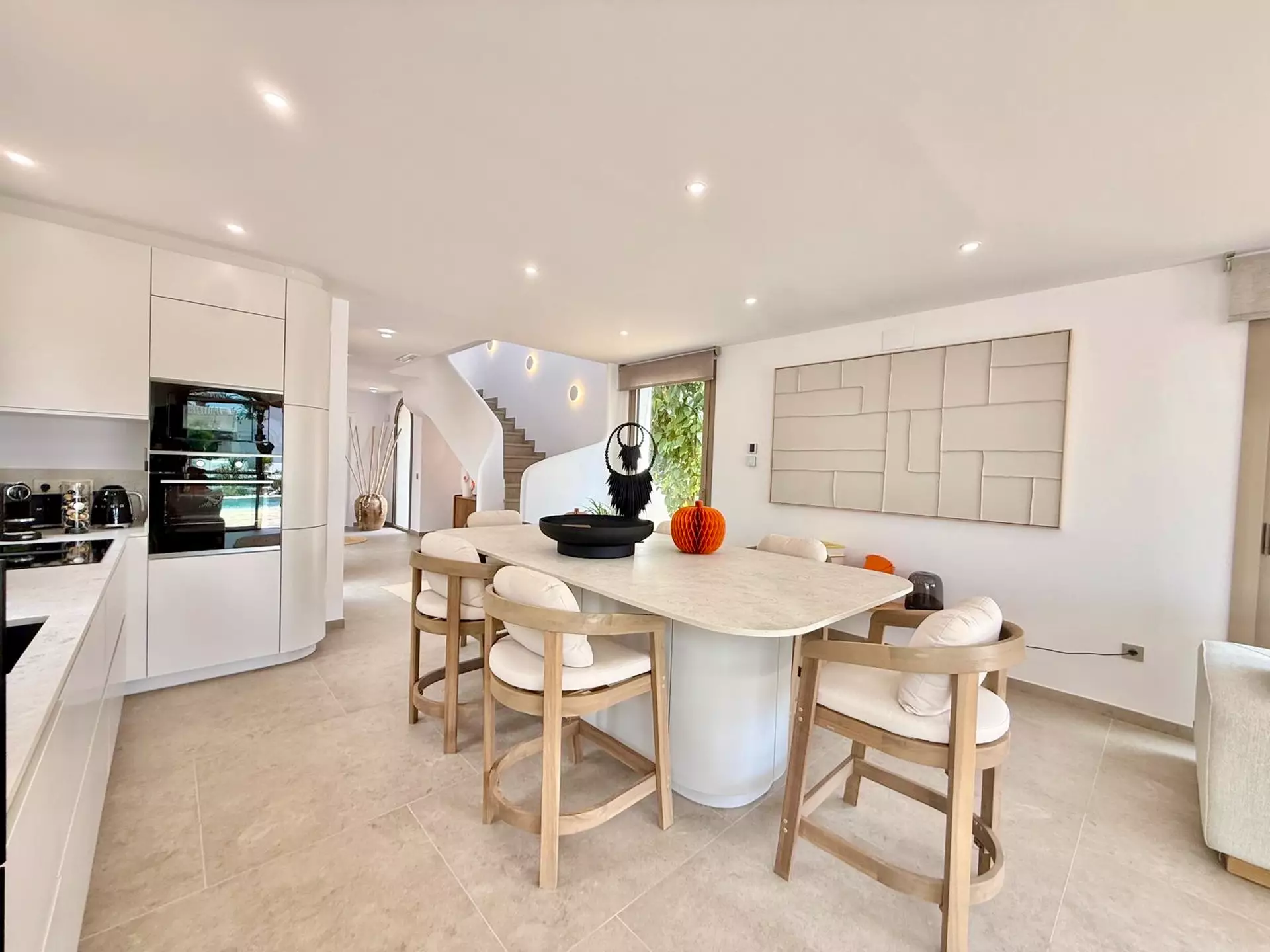 Architektenvilla mit privatem 12-m-Liegeplatz in Empuriabrava zu verkaufen