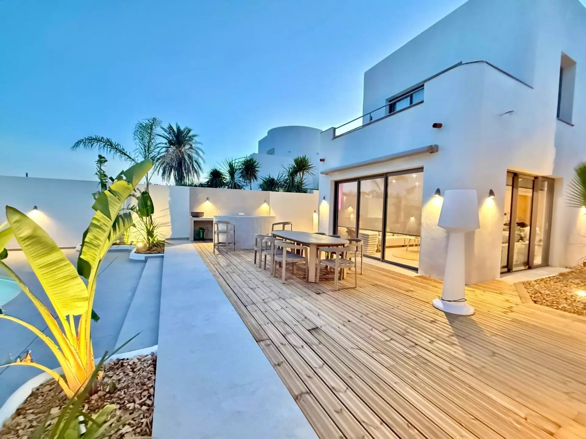 Architektenvilla mit privatem 12-m-Liegeplatz in Empuriabrava zu verkaufen