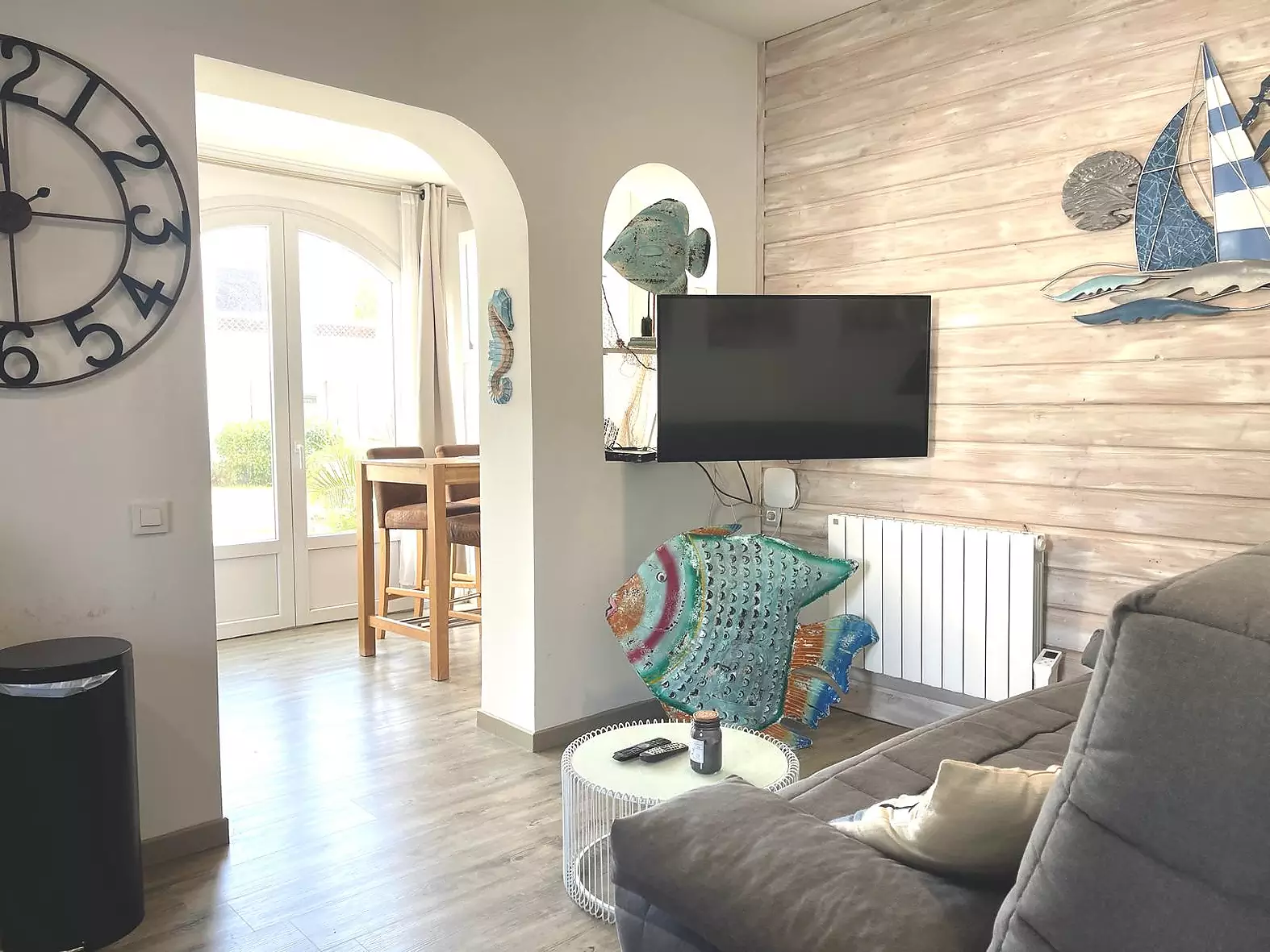 Apartamento en venta en Empuriabrava con jardín comunitario y amarres