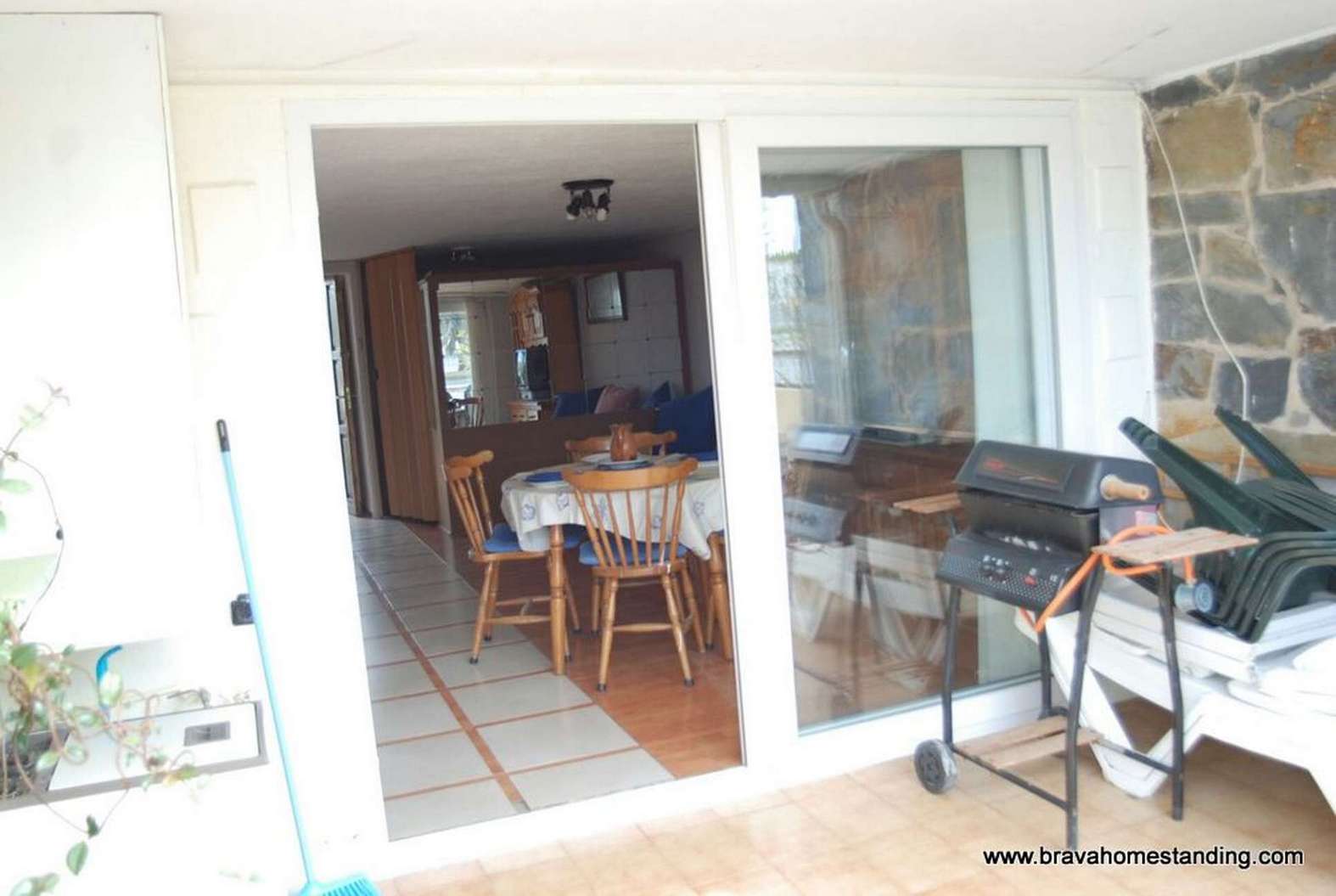Bonica casa amb amarre en venda a Empuriabrava