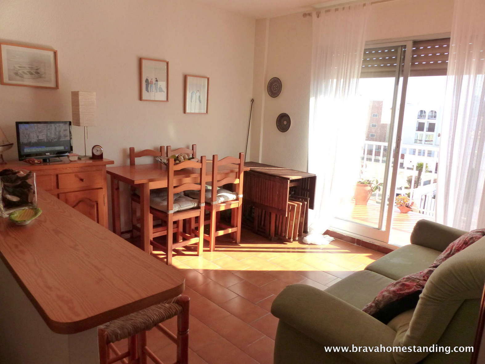 Nice apartment at 250m from the beach for sale in Empuriabrava