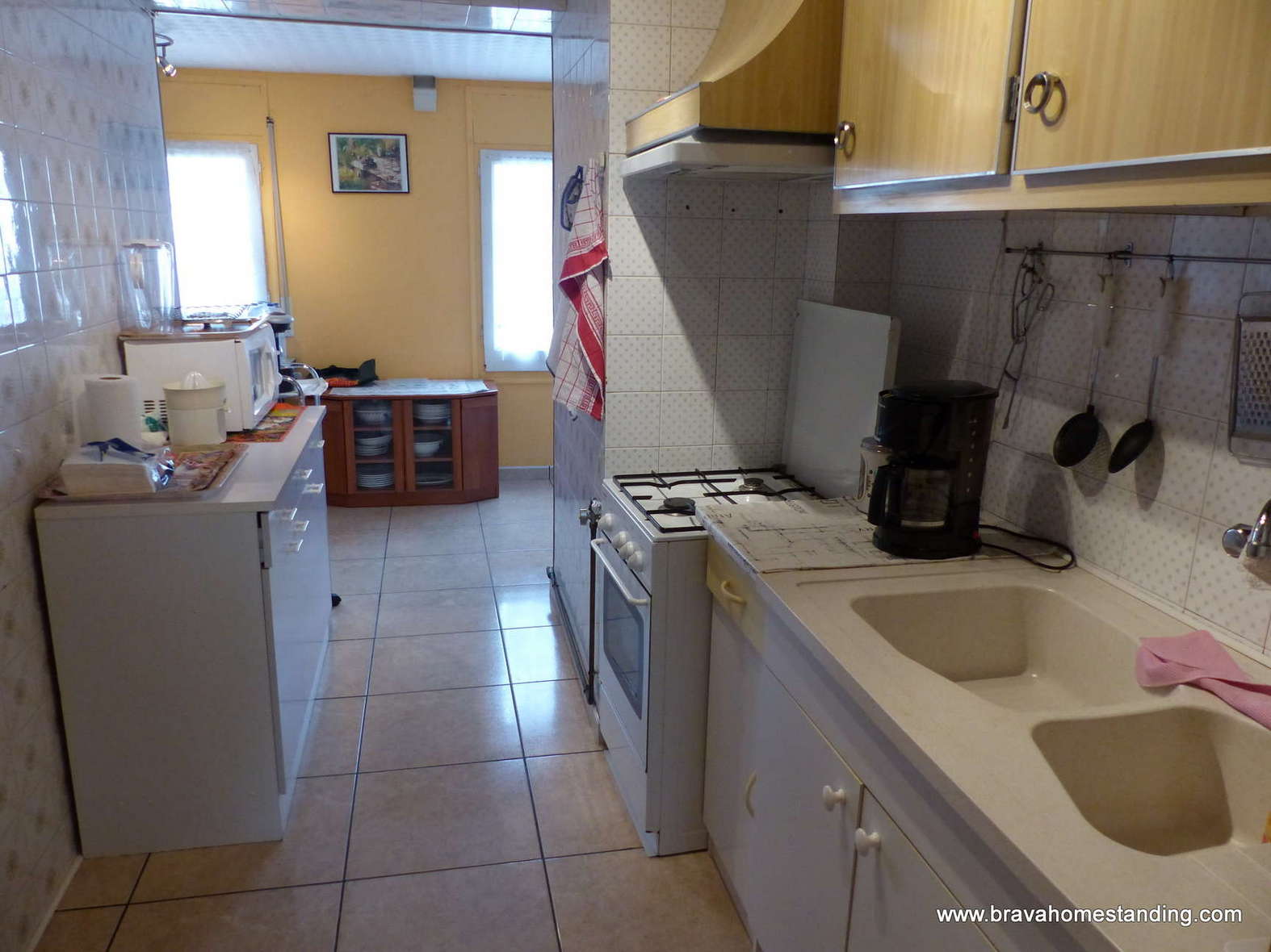 Apartamento de 3 dormitorios a 50m de la playa en venta en Rosas