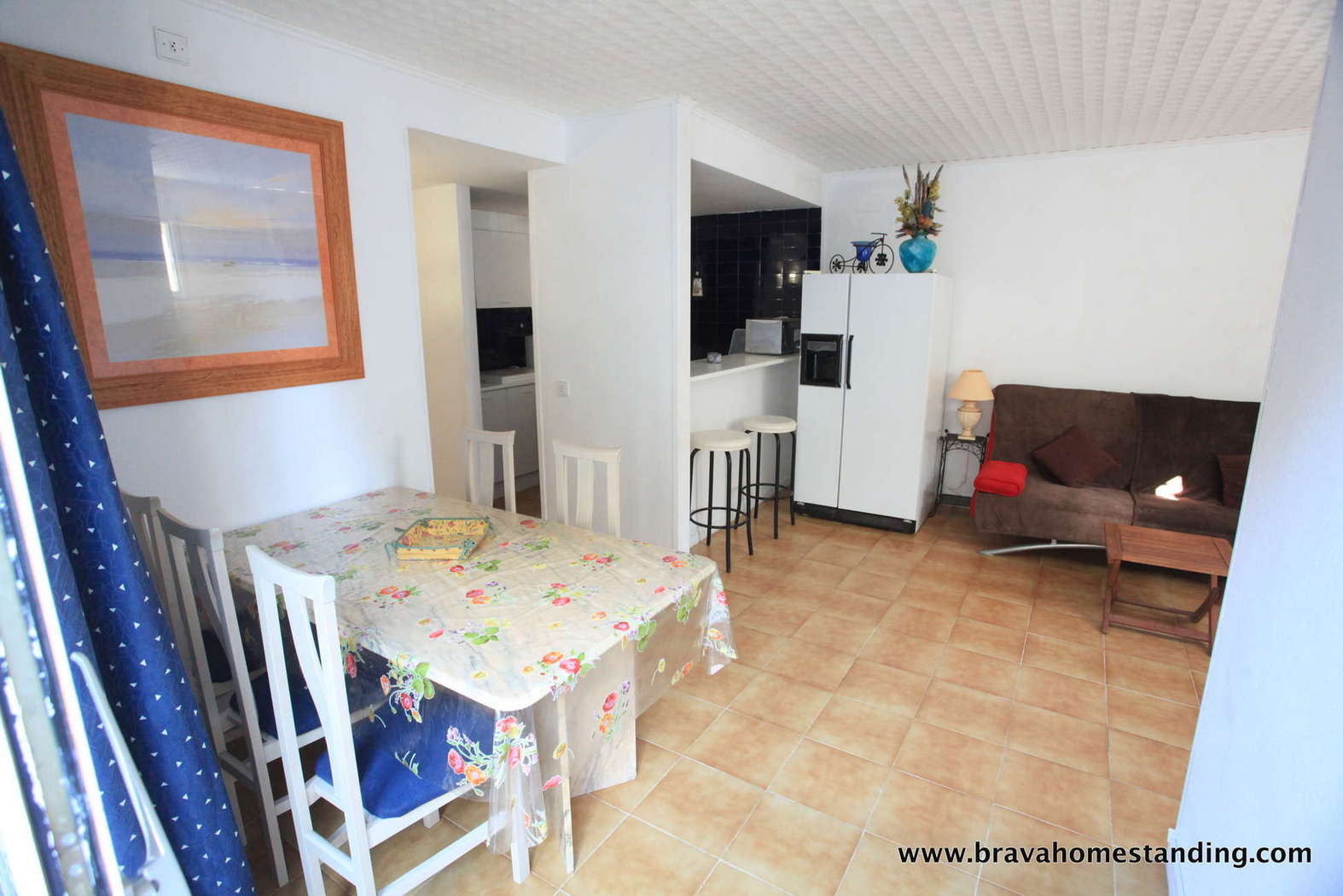 Apartment situated at 20 meters from the beach of Rosas for sale