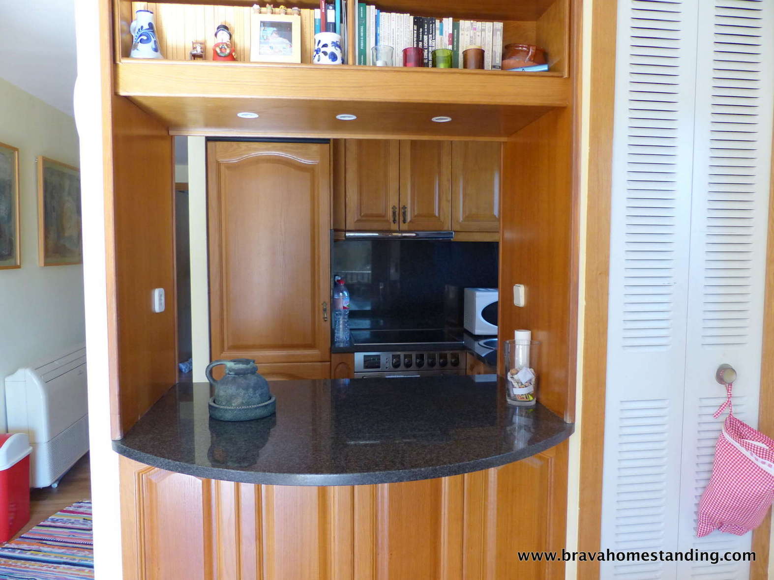 Superb apartment with lateral sea view for sale in Salatar - Rosas