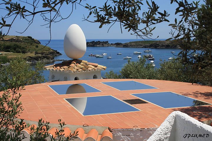 Enjoy your apartment or house in Empuriabrava or Rosas, by visiting the house of Salvador Dali in Portlligat (Costa Brava)
